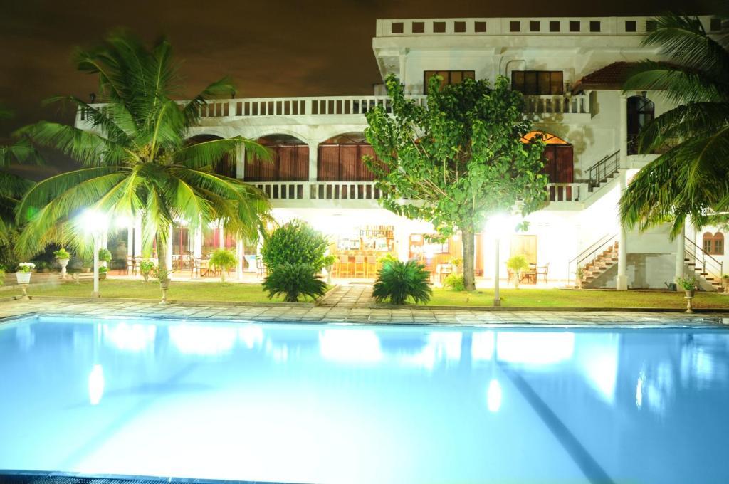 Hotel Lagoon Paradise Negombo Kültér fotó