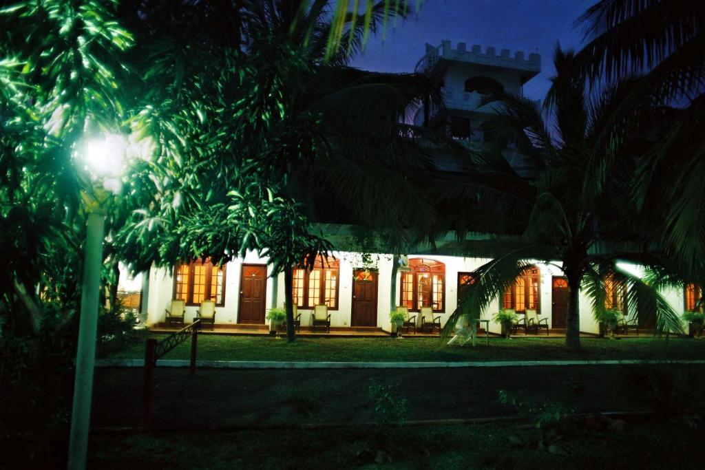 Hotel Lagoon Paradise Negombo Szoba fotó